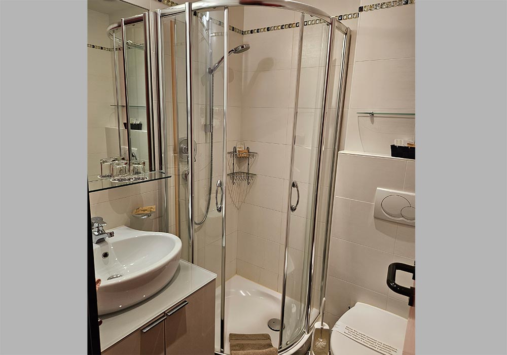 residence-arnika-app-bad-2